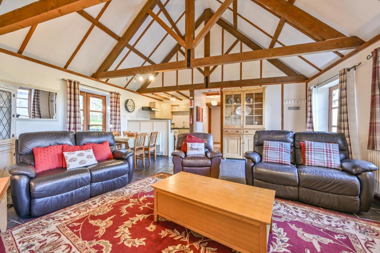 Polean Farm Cottages - With Free Animal Feeding And Pony Rides And Free Access To A Nearby Pool Looe Exterior foto