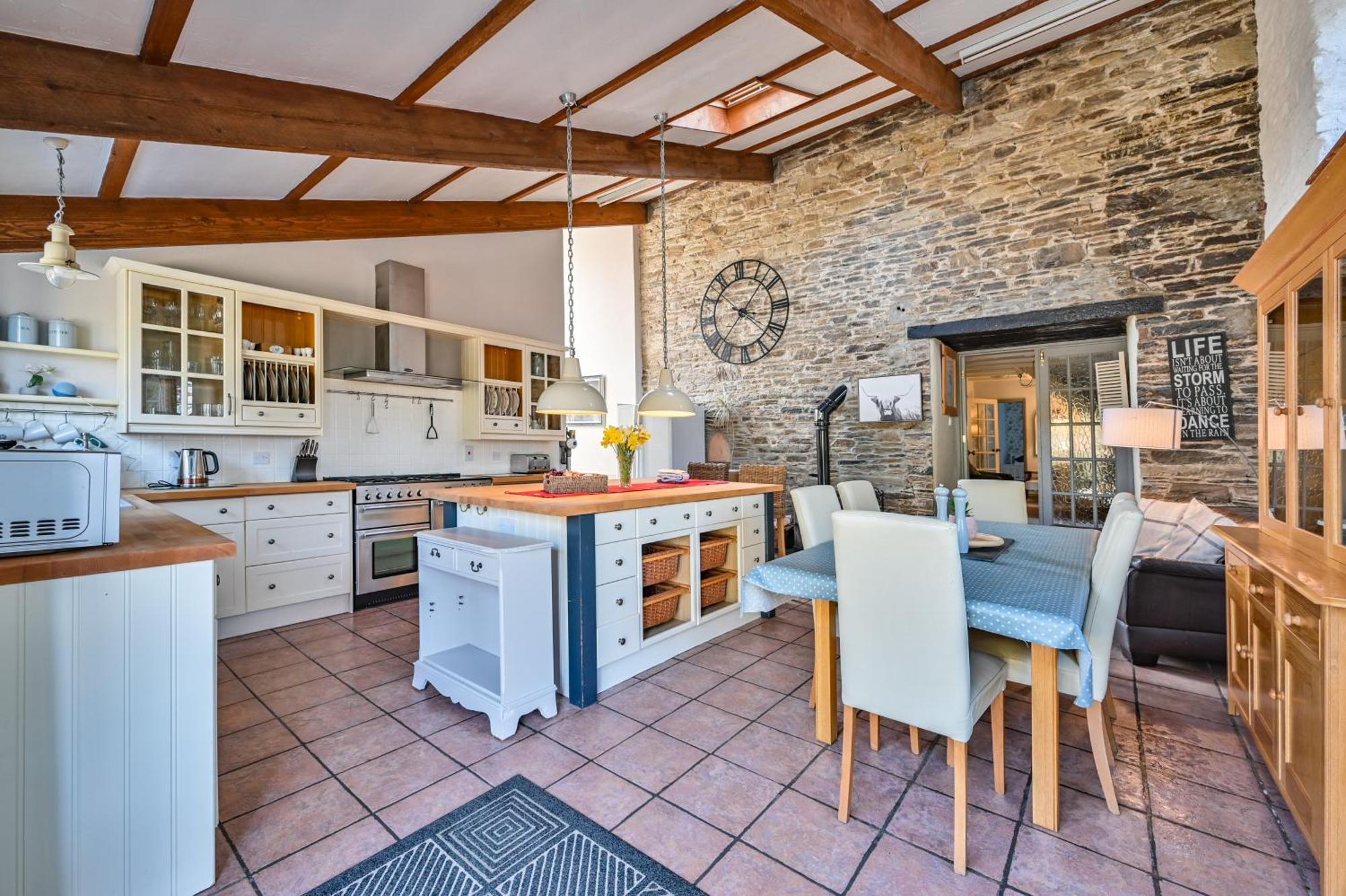 Polean Farm Cottages - With Free Animal Feeding And Pony Rides And Free Access To A Nearby Pool Looe Exterior foto