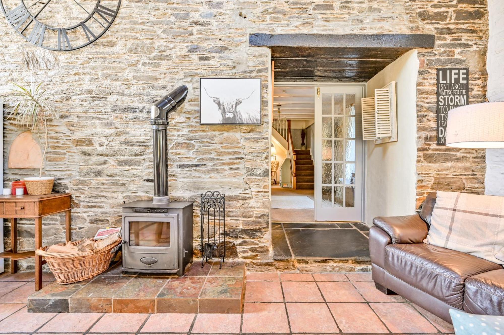 Polean Farm Cottages - With Free Animal Feeding And Pony Rides And Free Access To A Nearby Pool Looe Zimmer foto