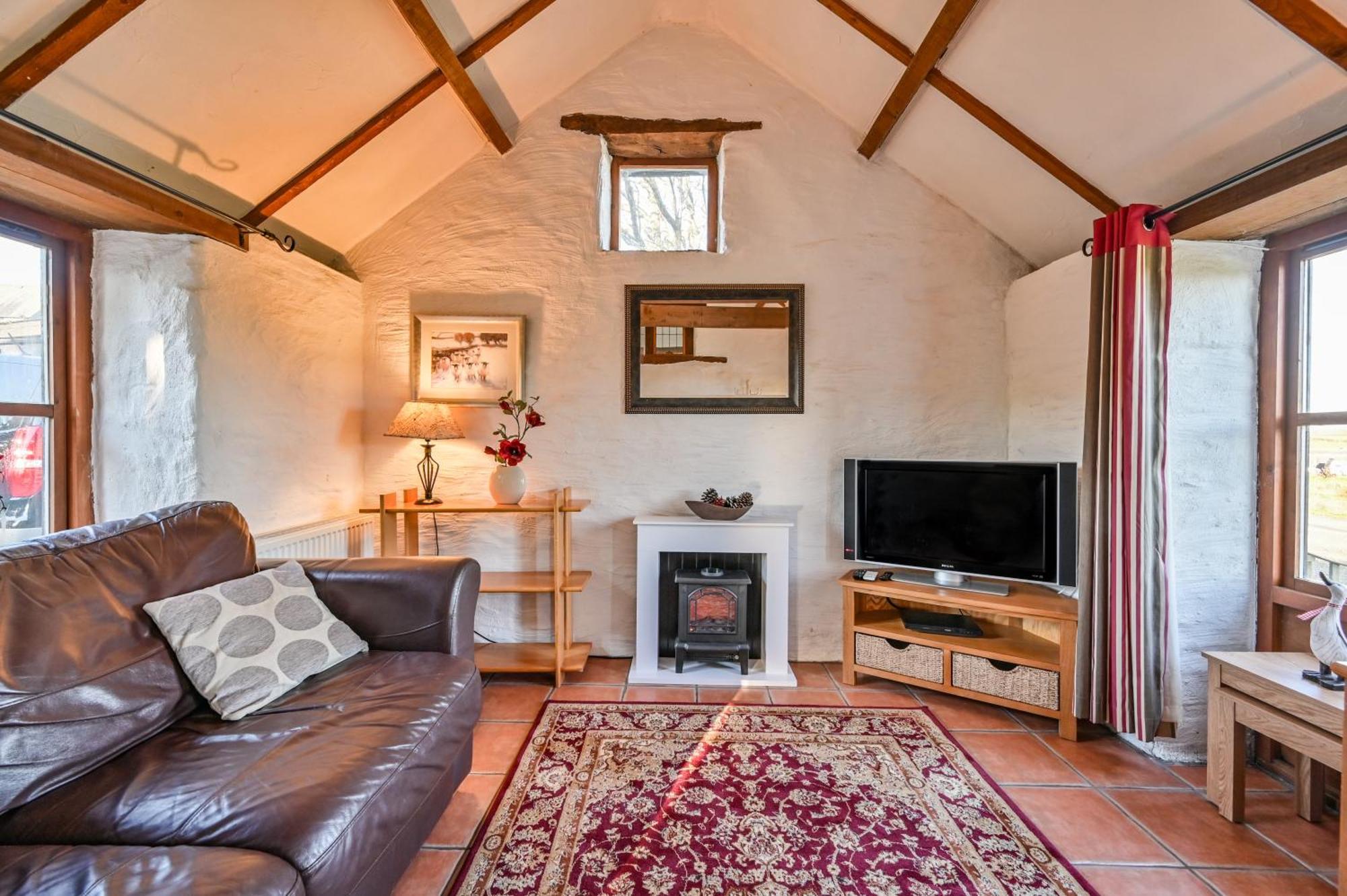 Polean Farm Cottages - With Free Animal Feeding And Pony Rides And Free Access To A Nearby Pool Looe Zimmer foto